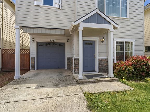 5th image of 4332 SW 183rd Ter