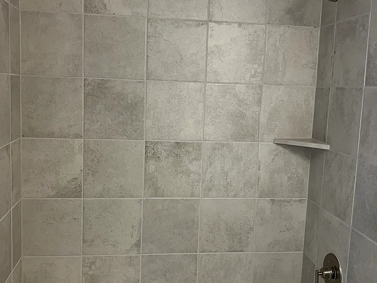 1st level full bath