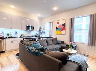 725 N 5th St #3F, Philadelphia, PA 19123
