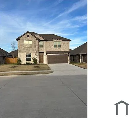 5 bed, 2494 sqft, $3,600 — Photo 1