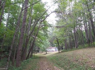 8902 Haystack Rd, Thurmond, NC 28683