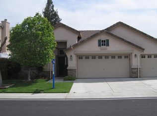 1882 Hyde Park Ln, Manteca, CA 95336
