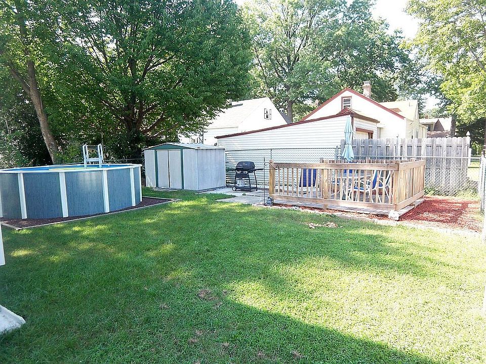 2nd image of 2184 Evans St