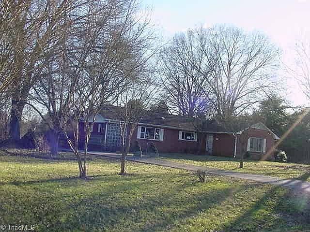 2nd image of 4002 Vest Mill Rd