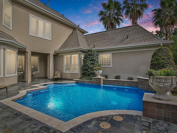 Tranquil and inviting!