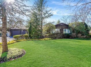 578 Terry Rd, Hauppauge, NY 11788
