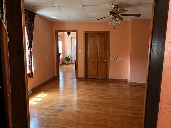 3rd image of 2903 Gabriel Ave