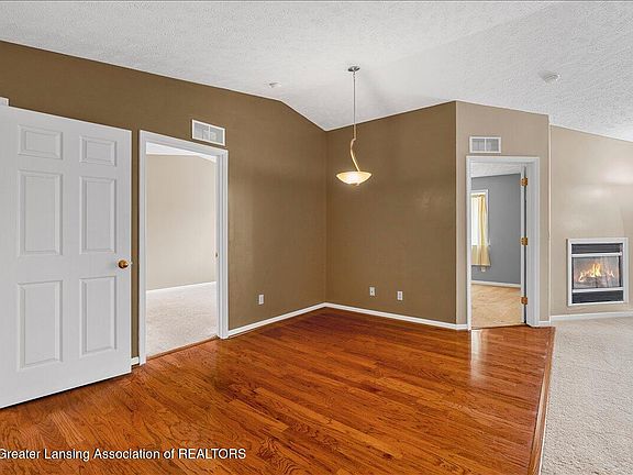 5th image of 311 Carom Cir #59