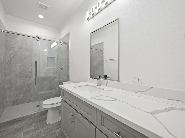 4406 Sterling St #B — Photo 27