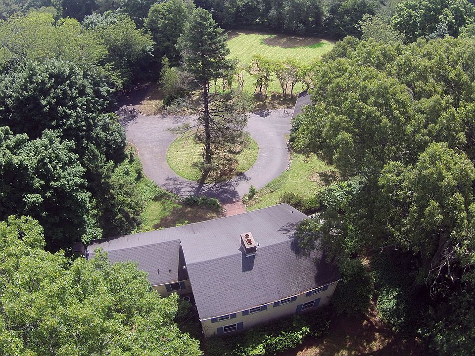 2nd image of 2180 Kirby Ln