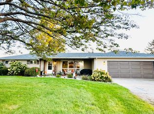 12944 Ospur Rd, Clinton, IL 61727