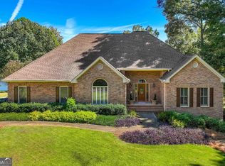 520 Huiet Dr, McDonough, GA 30252