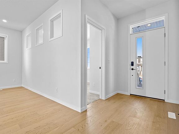 4th image of 153 E Edith Way NW