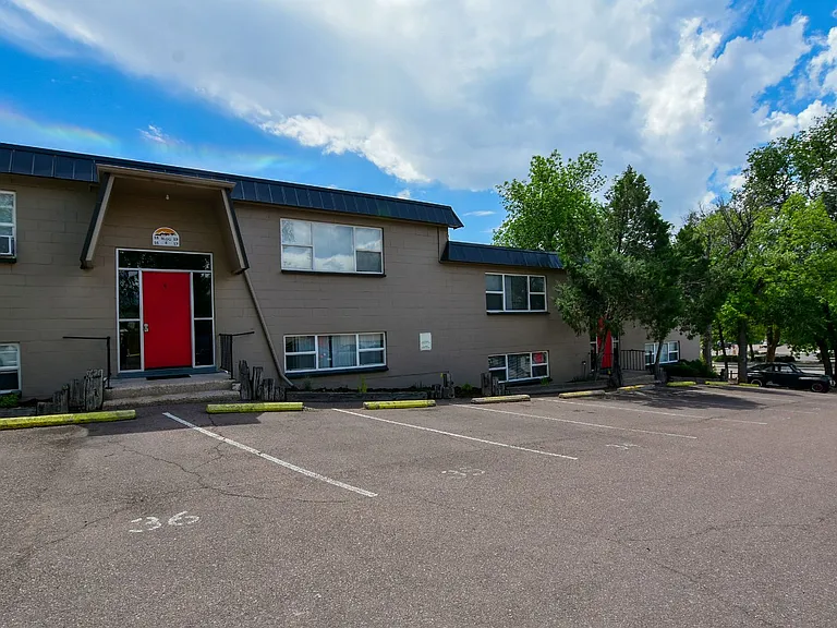 Red Rock Terrace — Photo 48
