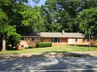 218 Hunts Bridge Rd, Greenville, SC 29617