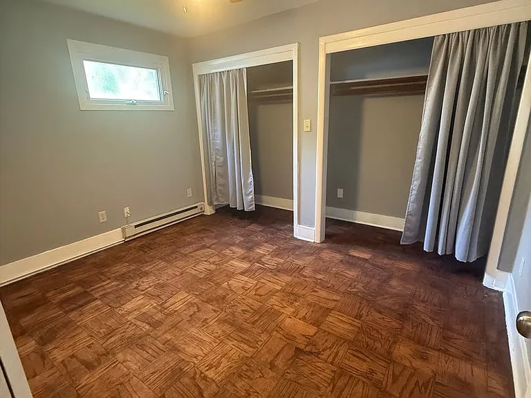 1135 Summit St — Photo 6