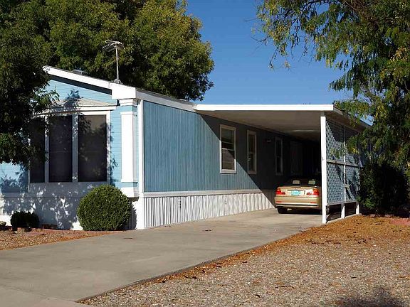 3rd image of 1000 E College Blvd Trailer 19