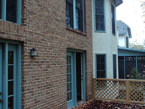 3rd image of 941 Ethans Glen Dr