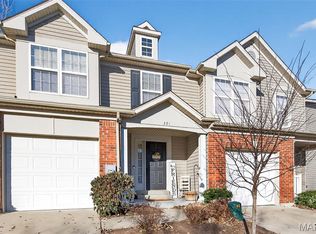 391 Montclair Tower Dr, Saint Charles, MO 63303