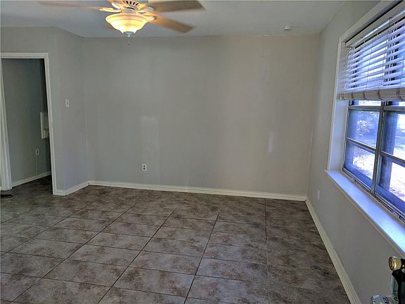 5th image of 3412 Bahamas Dr