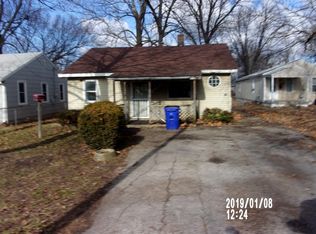 2426 E Geddes Ave, Decatur, IL 62526