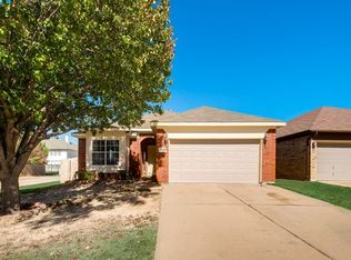 3621 Silverado Trl, Roanoke, TX 76262