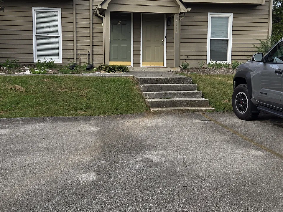 2115 Belle Terra Rd