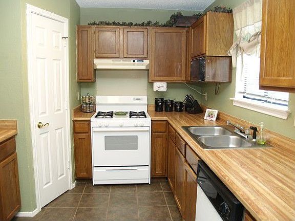 Tile floors in kitchen