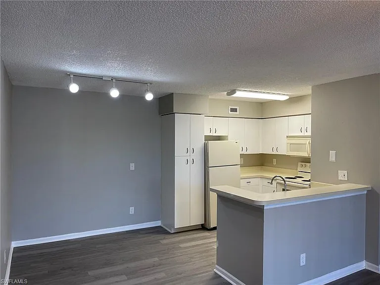 13555 Eagle Ridge Dr #925 — Photo 3