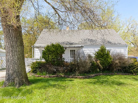 2nd image of 9344 Sayre Ave