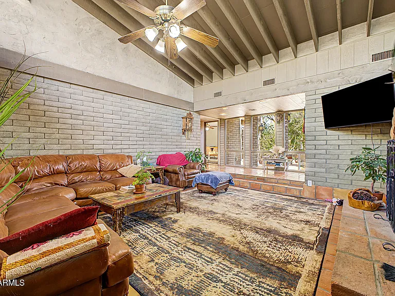 6510 E Dixileta Dr — Photo 10