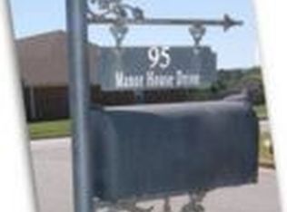 95 Manor House Dr, Huntsville, AL 35811