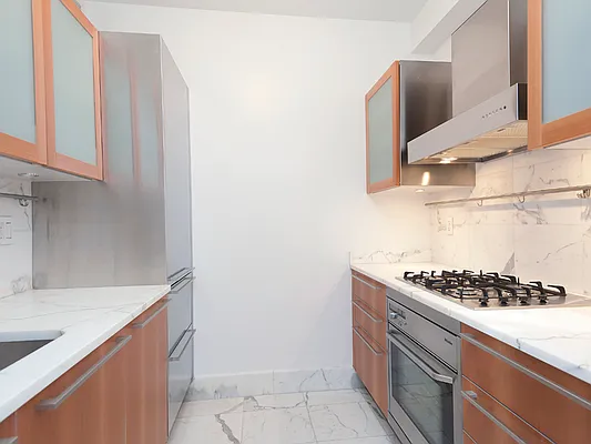 Sold by Sotheby's International Realty | media 17