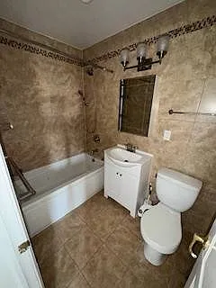 8802 Rockaway Beach Blvd — Photo 2