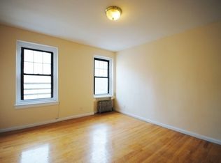 811 8th Ave, New York, NY 10019