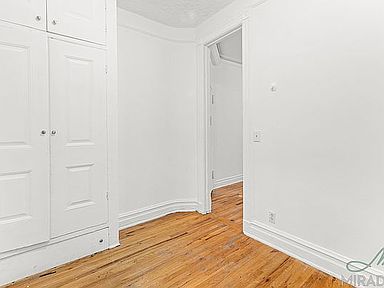 402 W 46th St APT 5W, New York, NY 10036 | Zillow