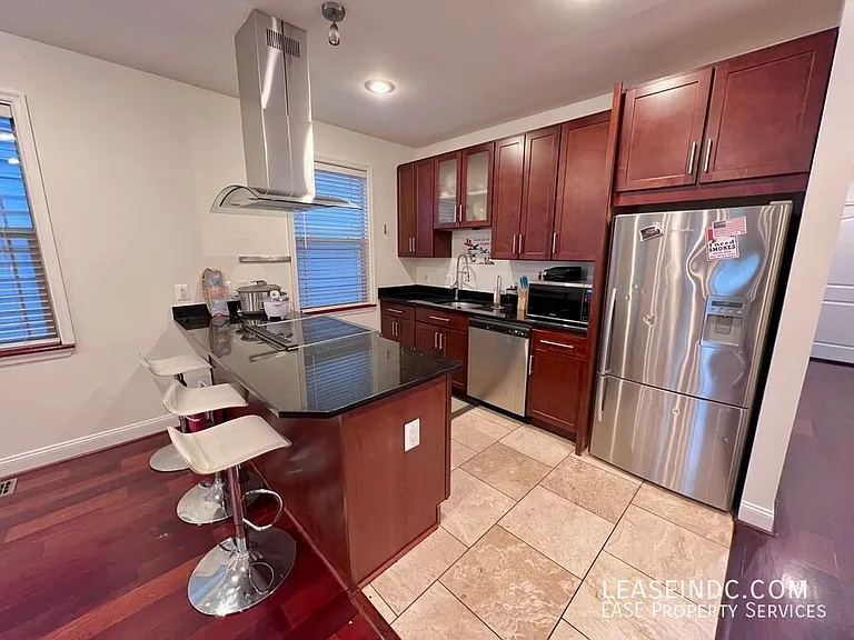 3573 Warder St NW #4 — Photo 5