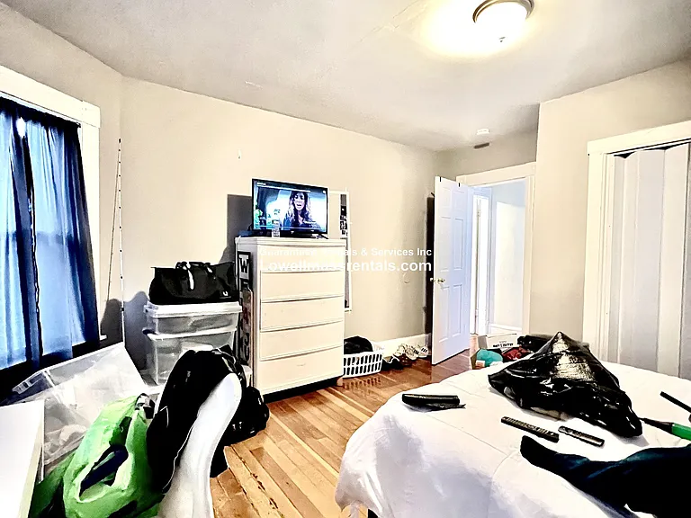 13 Phillips St — Photo 27