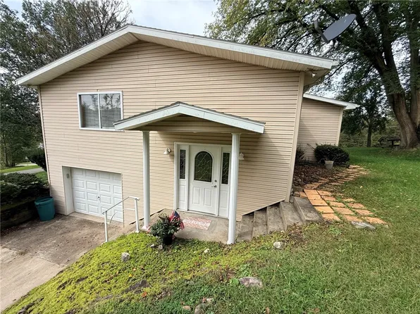 132 Morgan Station Rd, Lemont Furnace, PA 15456