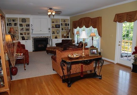 4th image of 12105 Drumore Ct