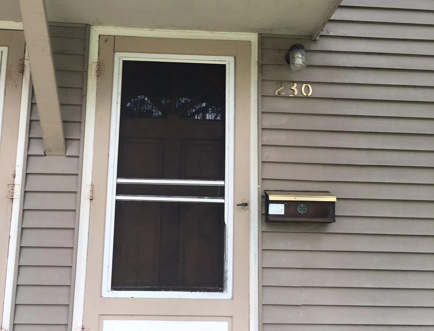2 bed, 1500 sqft, $1,250 — Photo 2