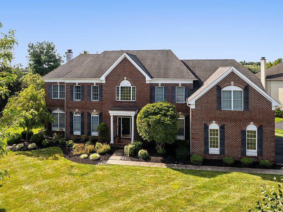 1st image of 112 Edwards Dr