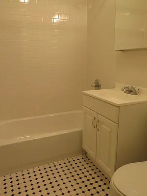 Rented by Bohemia Realty Group | media 41