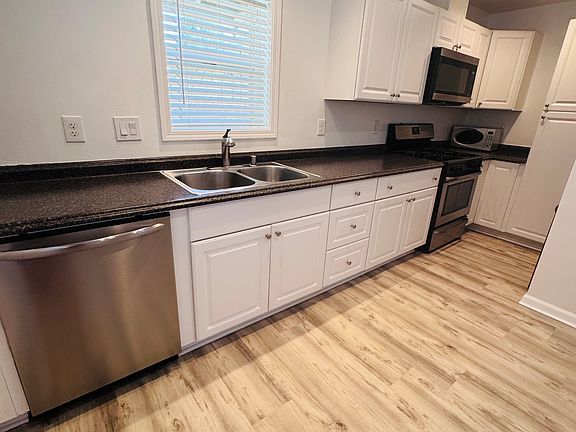 4th image of 4711 Pepper Bush Ln