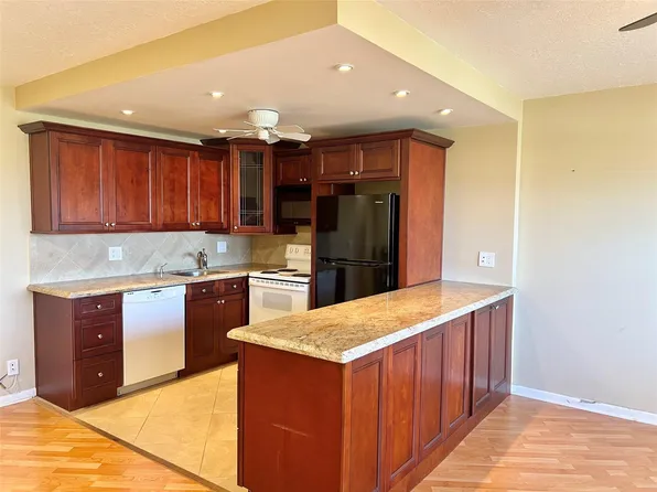 466 Grantham #466, Deerfield Beach, FL 33442