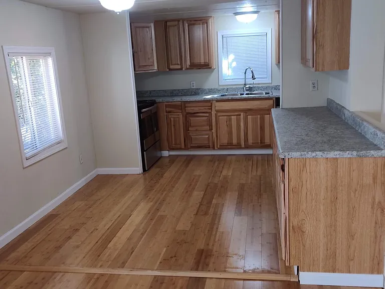 889 N Sundown Dr — Photo 6