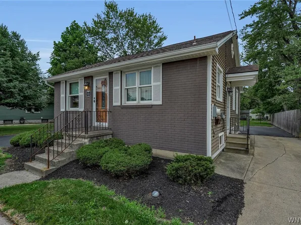 1904 Union Rd, West Seneca, NY 14224