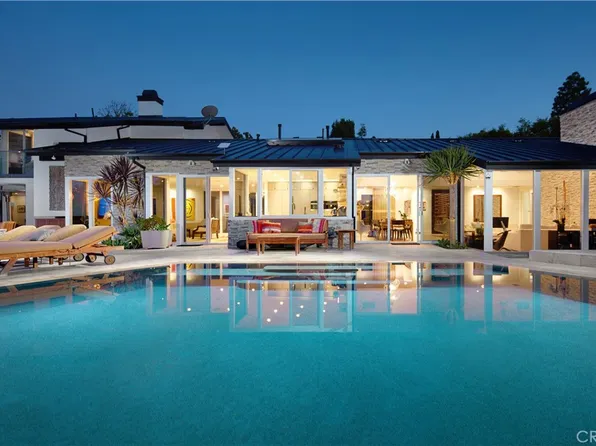 22 Cherry Hills Ln, Newport Beach, CA 92660