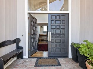 5177 Medina Rd, Woodland Hills, CA 91364