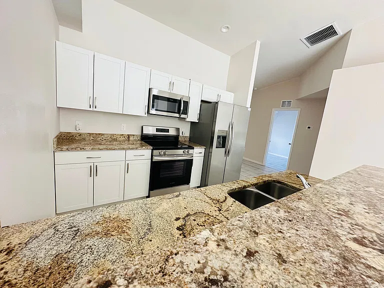 217 Cape Coral Pkwy W #217 — Photo 14